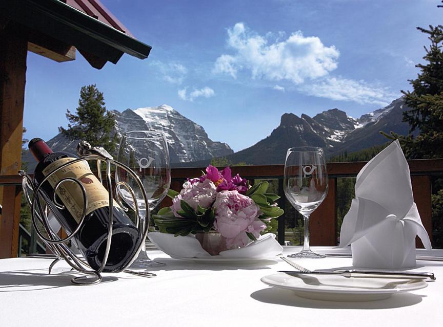 Post Hotel And Spa Lake Louise Restaurant foto