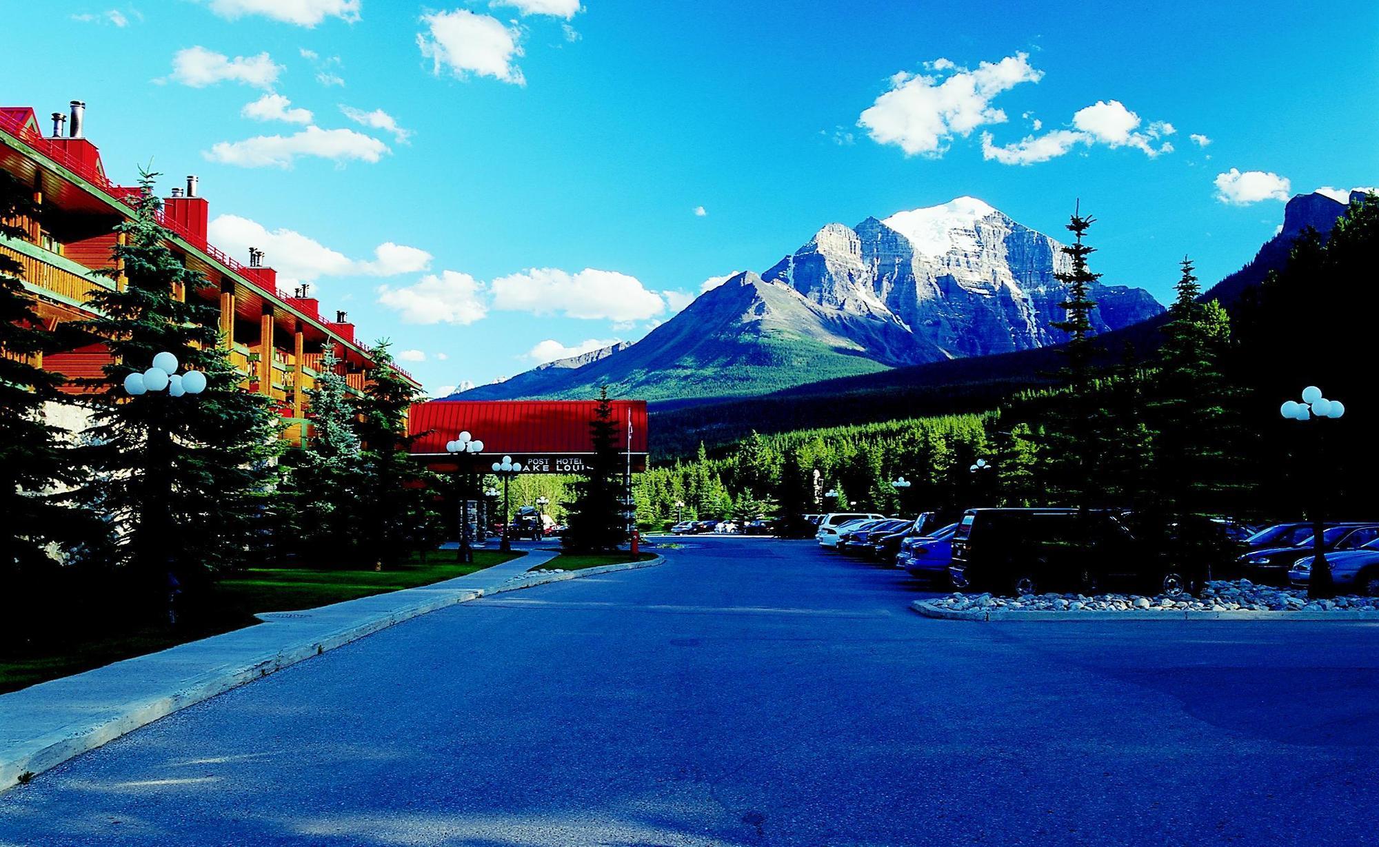 Post Hotel And Spa Lake Louise Exterior foto